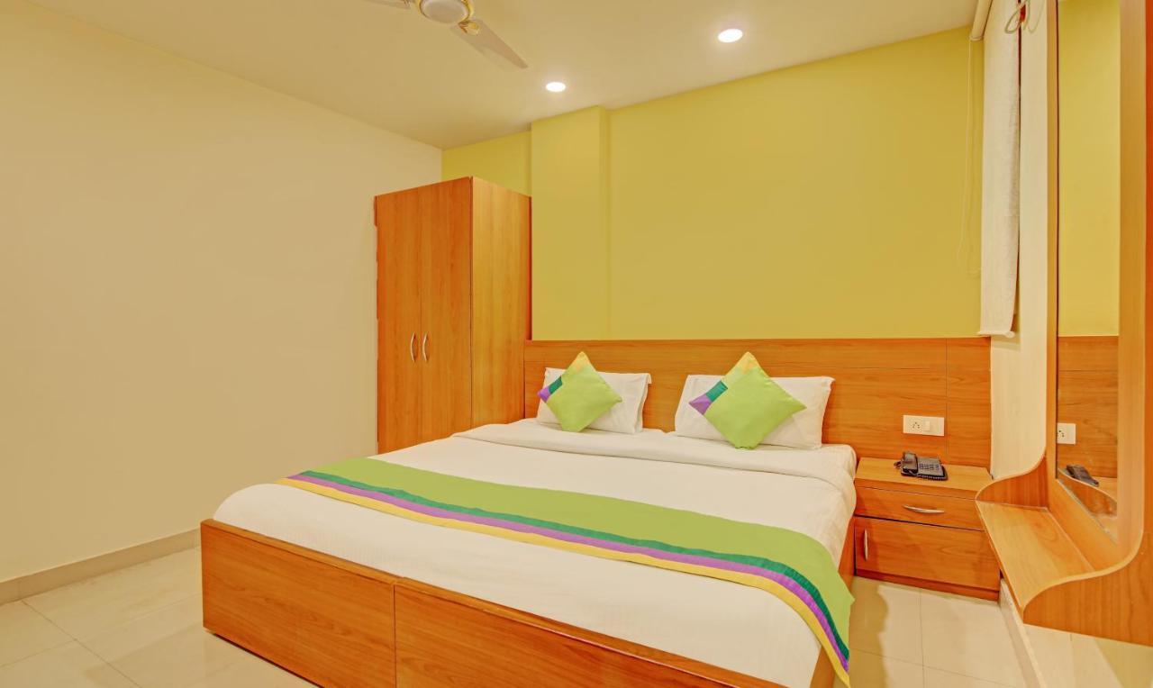 Treebo Tms Residency Hotel Ню Делхи Екстериор снимка