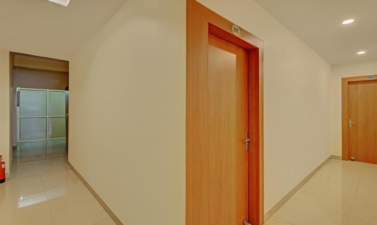 Treebo Tms Residency Hotel Ню Делхи Екстериор снимка
