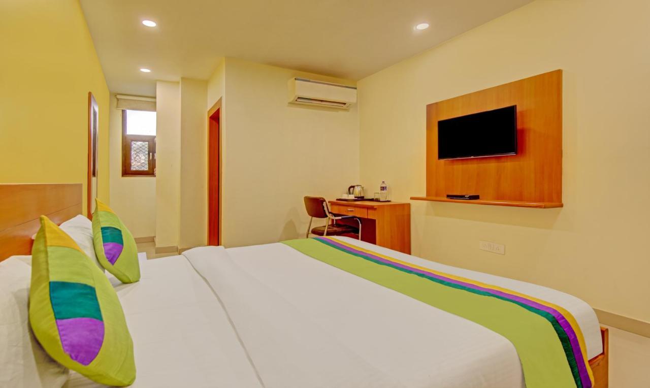 Treebo Tms Residency Hotel Ню Делхи Екстериор снимка