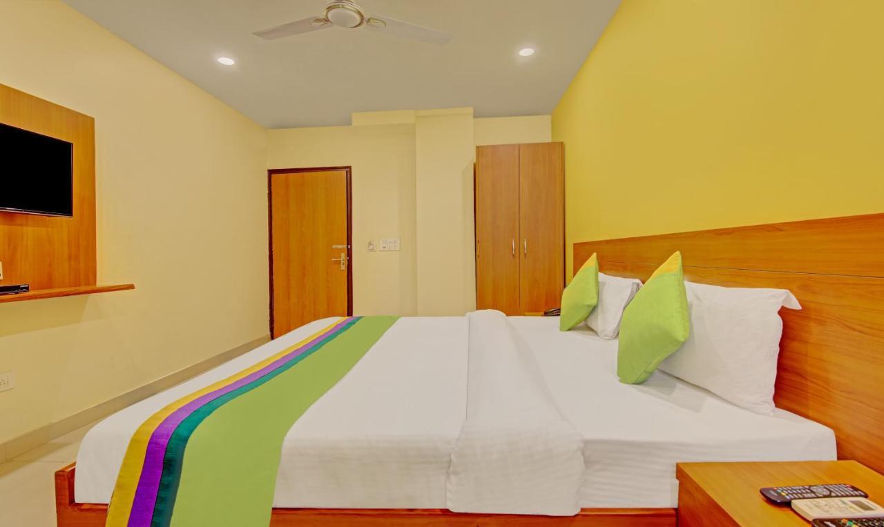 Treebo Tms Residency Hotel Ню Делхи Екстериор снимка