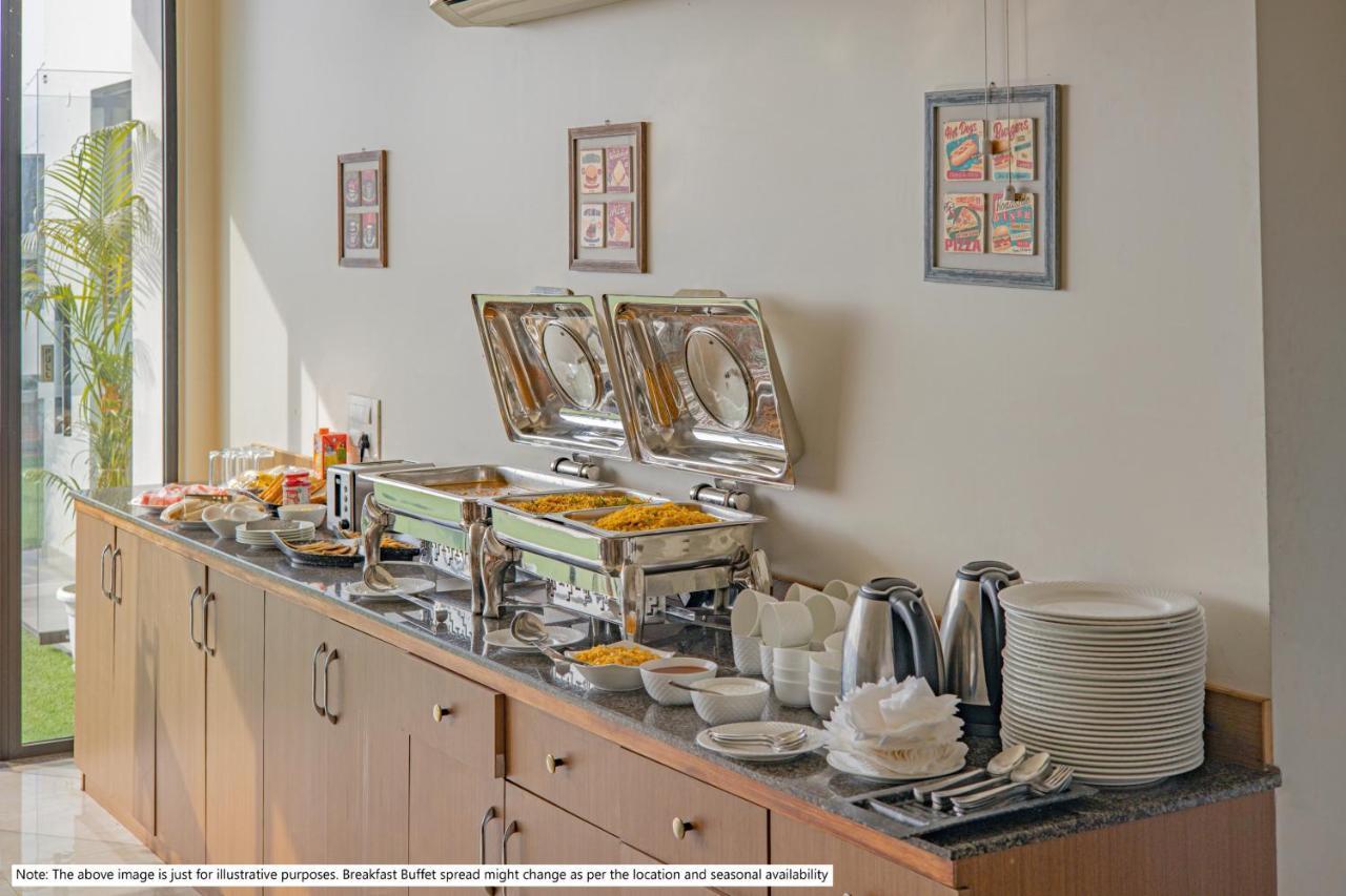 Treebo Tms Residency Hotel Ню Делхи Екстериор снимка